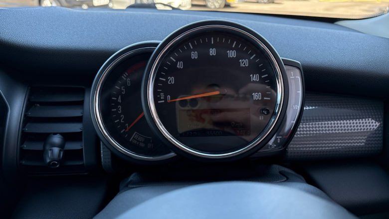 MINI Hatchback 1.5 Cooper II 3dr Petrol Hatchback